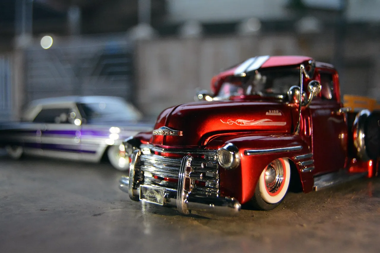 45696 diecast car scales