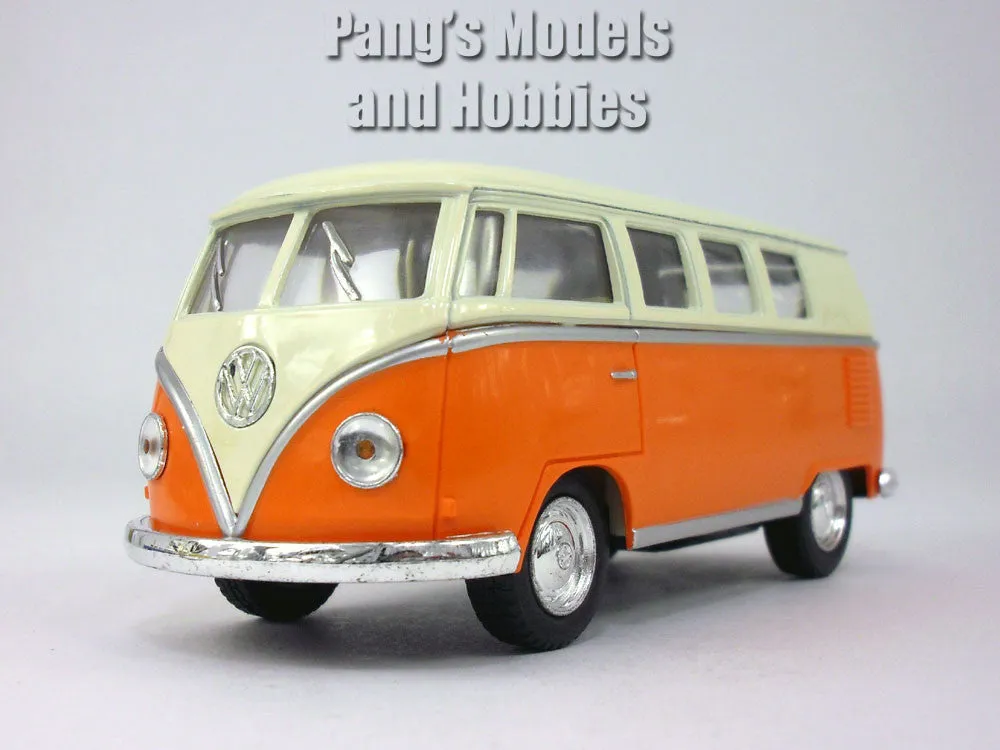 /img/45698-vw-t1-diecast-close-up.webp