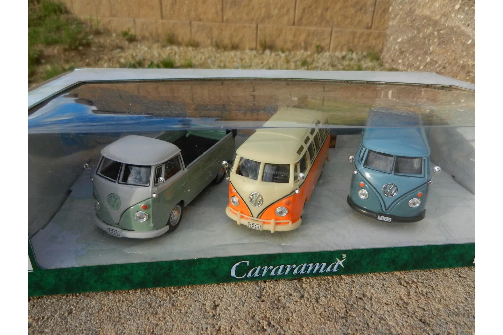 45698 vw t1 diecast samba bus