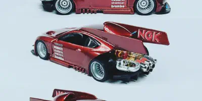 /img/45700-custom-diecast-collection.webp