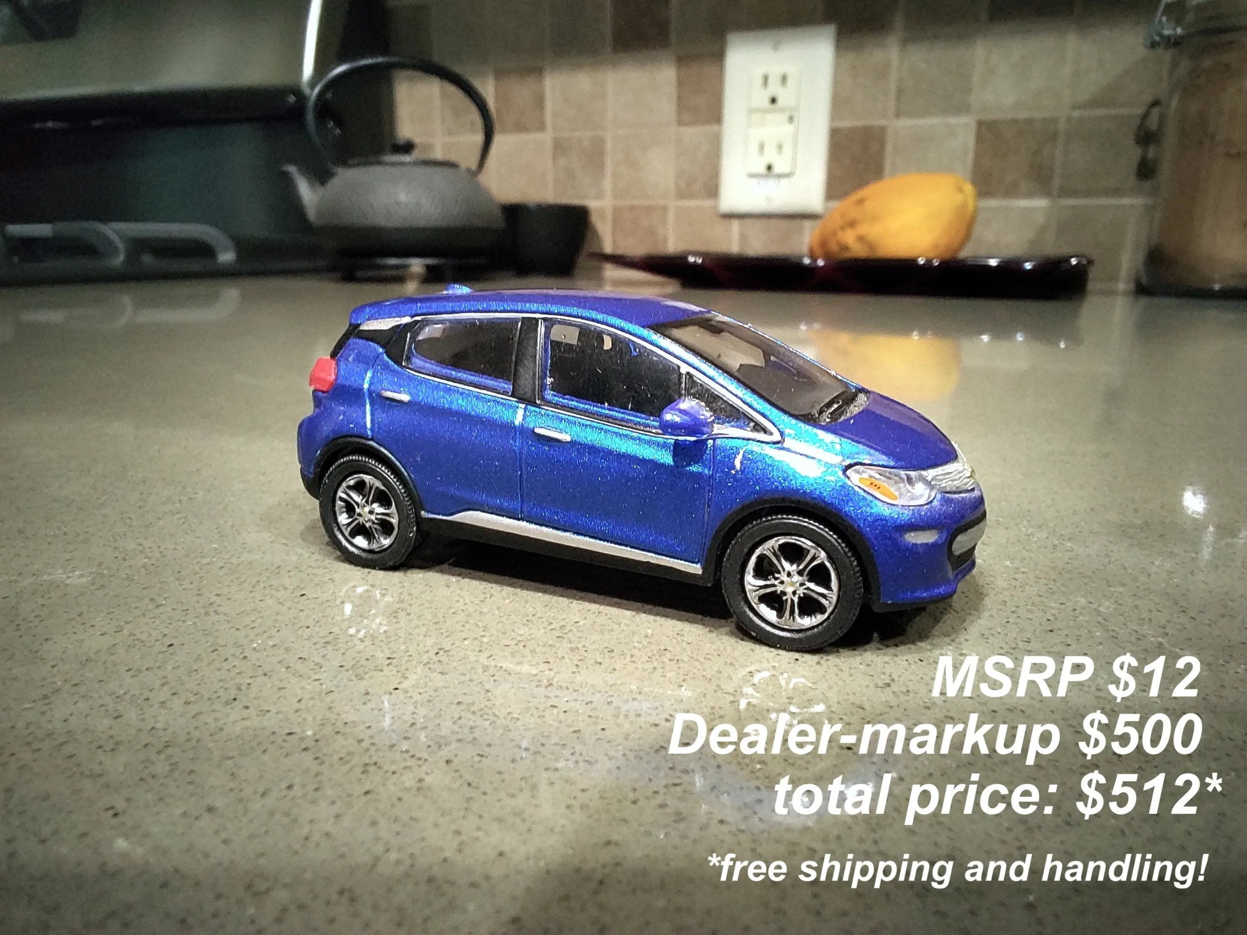 45715 chevrolet bolt diecast scale
