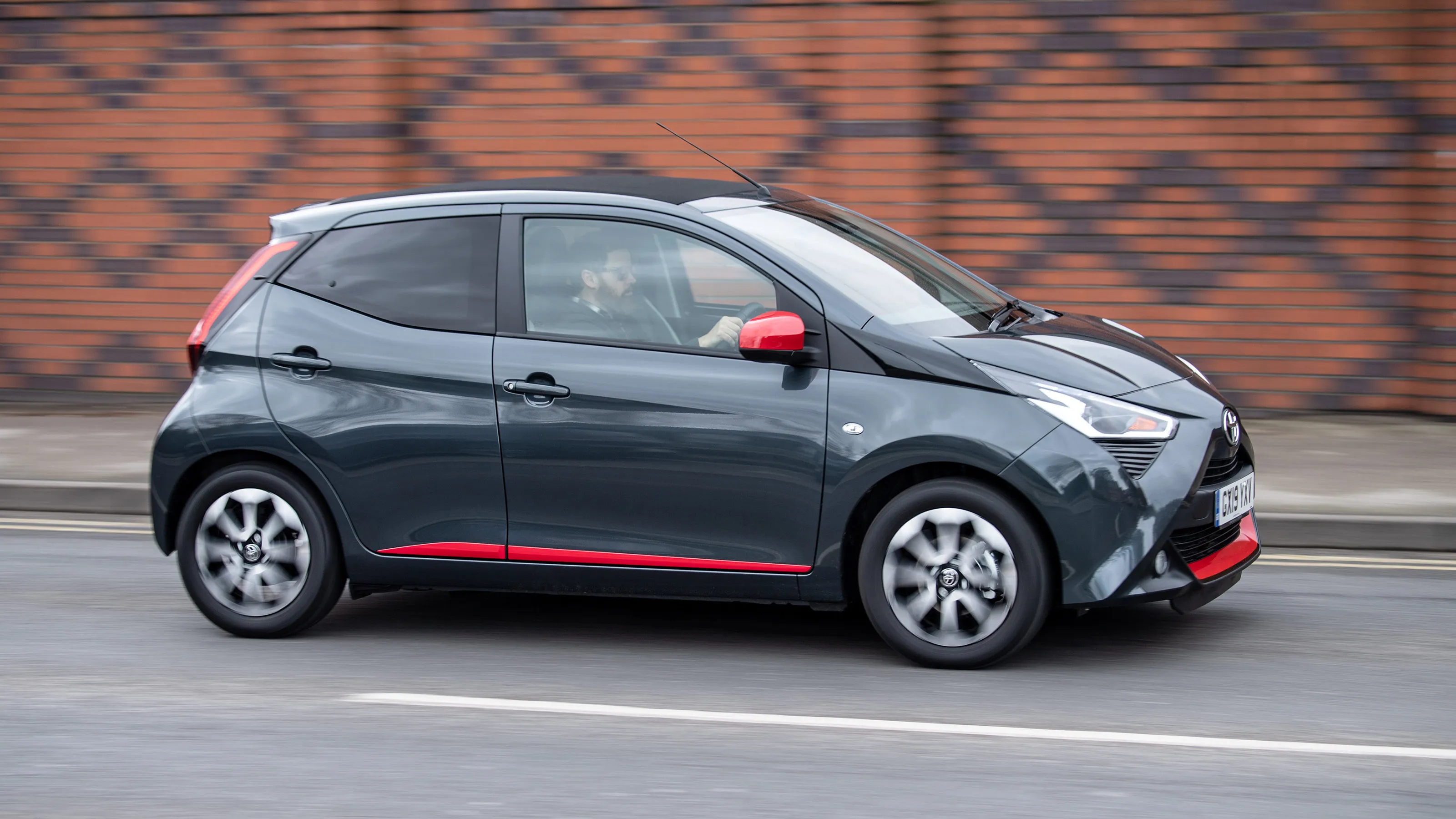 /img/45730-best-places-to-buy-aygo-diecast.webp