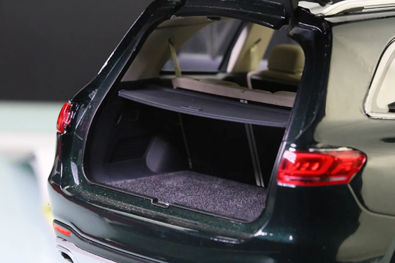 45733 mercedes gls diecast scale