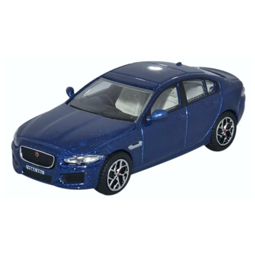 45737 jaguar xe diecast model manufacturing