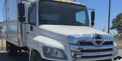 /img/45758-diecast-model-truck-care.webp