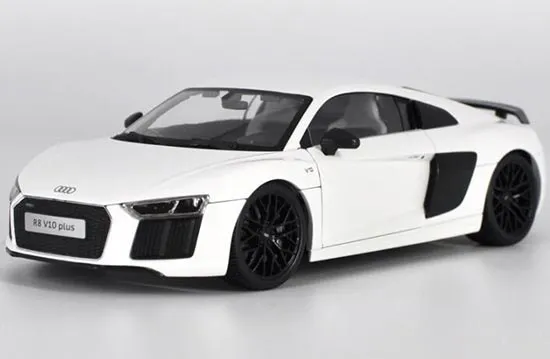 45760 r8 v10 plus diecast interior