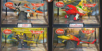 /img/45780-planes-diecast-collectors-corner.webp