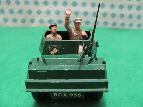 /img/45797-diecast-tank-retailer.webp