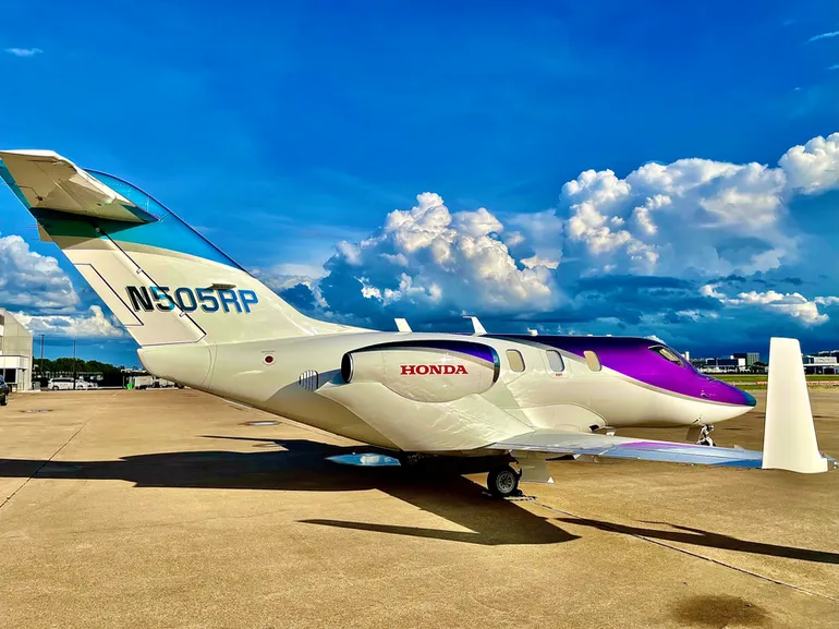45800 hondajet_diecast_details
