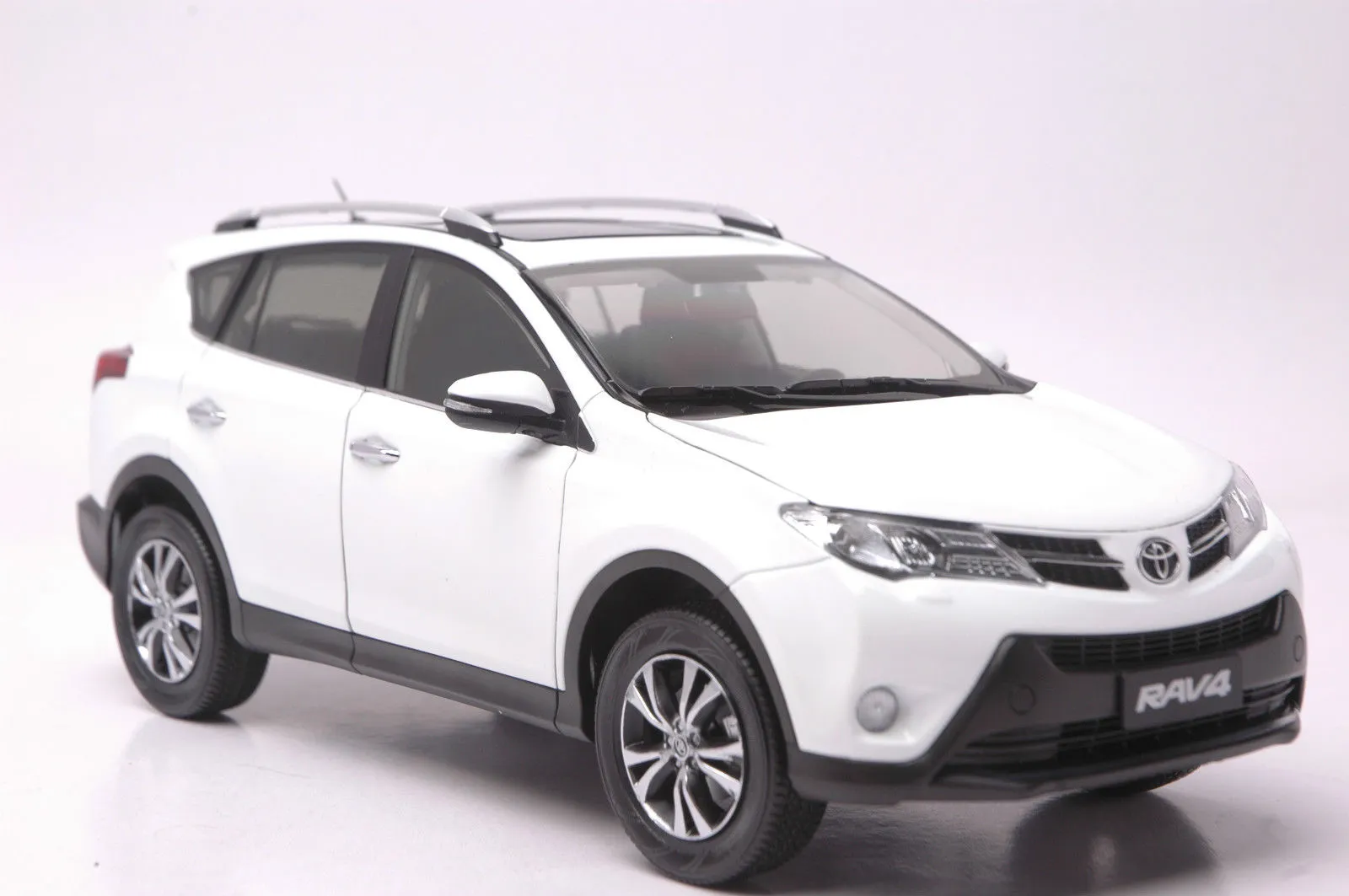 45802 toyota rav4 diecast model car 1