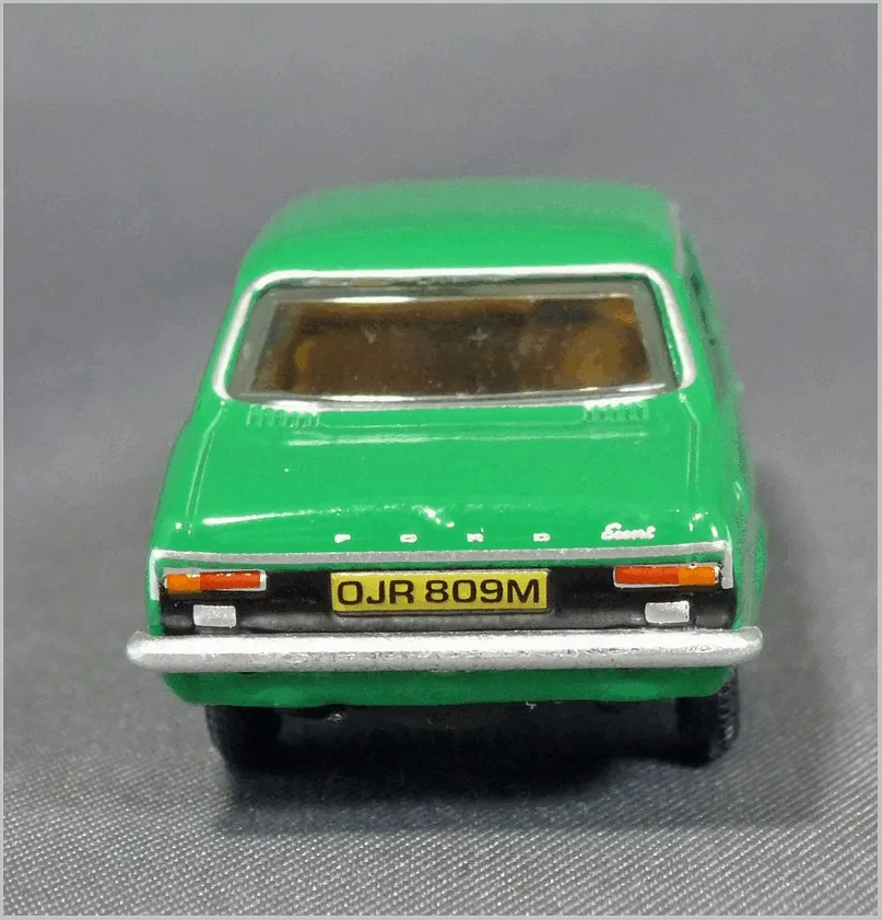 45811 ford escort mk1 diecast blue