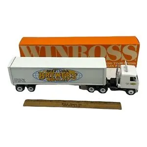 45817 winross diecast truck manufacturing