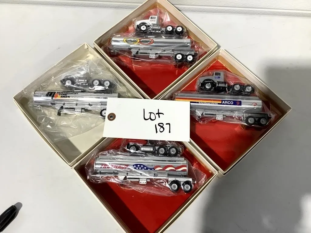45817 winross diecast truck online marketplace