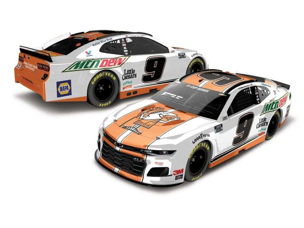 /img/45818-chase-elliott-little-caesars-diecast-7.webp