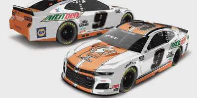 /img/45818-chase-elliott-little-caesars-diecast-7.webp