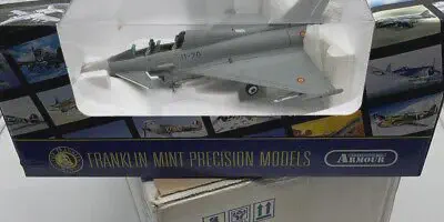 /img/45819-diecast-military-aircraft-sets-collectors-7.webp