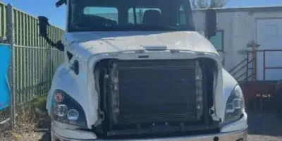 /img/45823-collectible-freightliner.webp