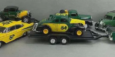 /img/45841-diecast-car-shop.webp