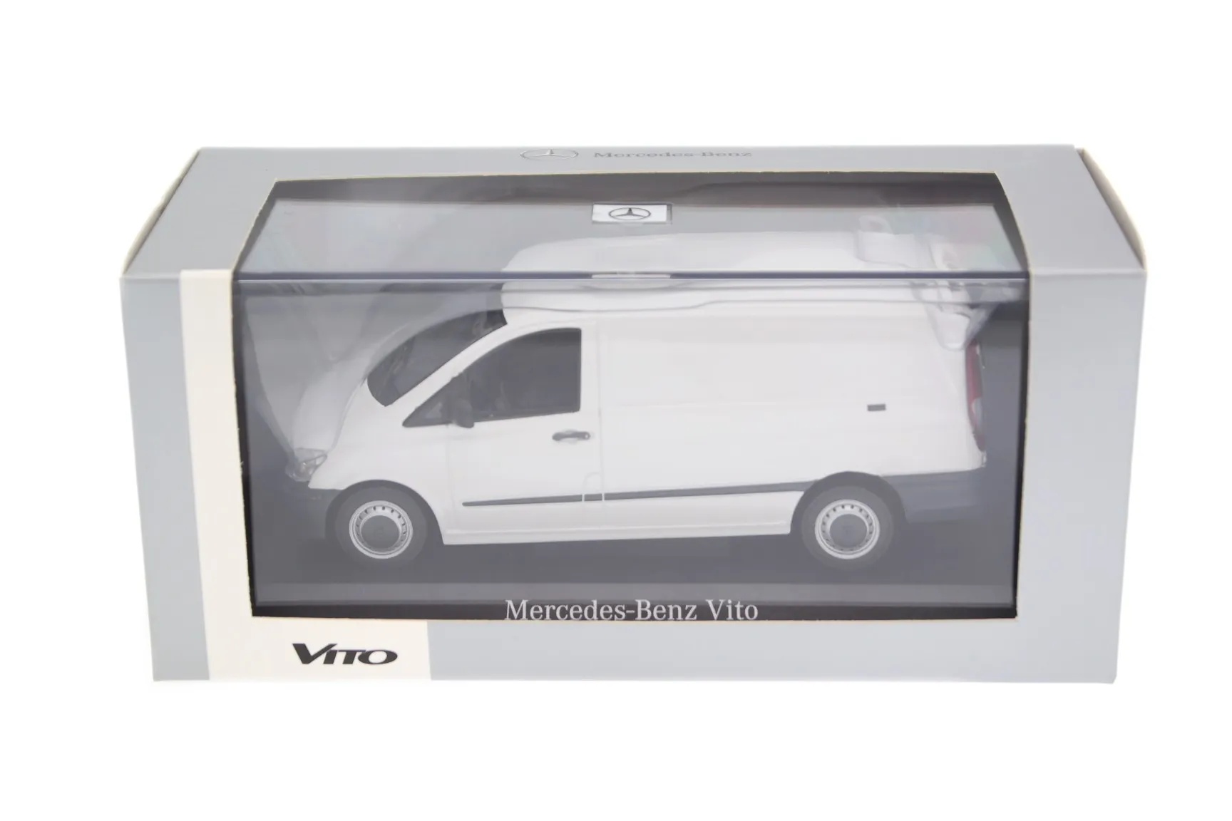 45845 mercedes vito diecast model material