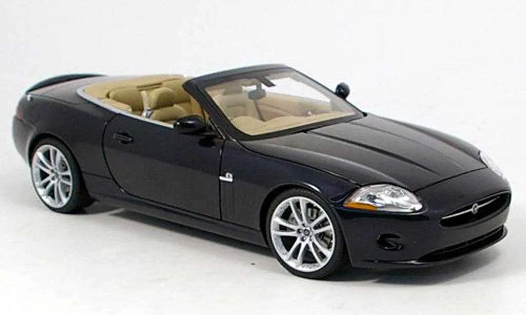 /img/45851-diecast-shopping.webp