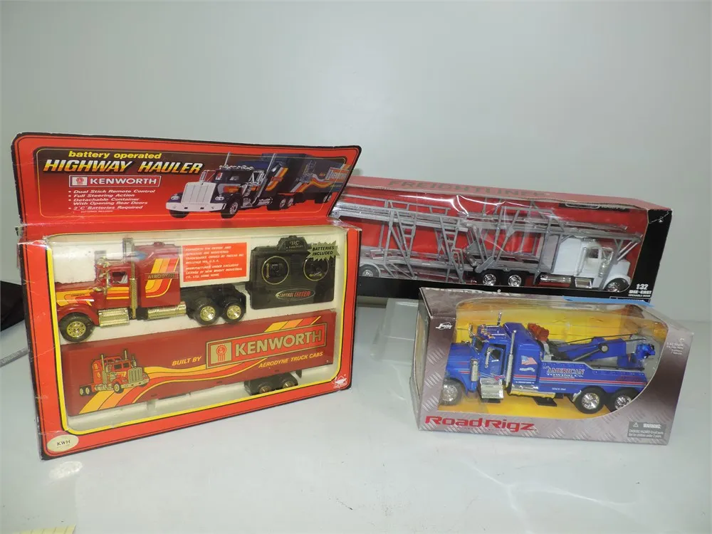 45853 diecast truck deal 4
