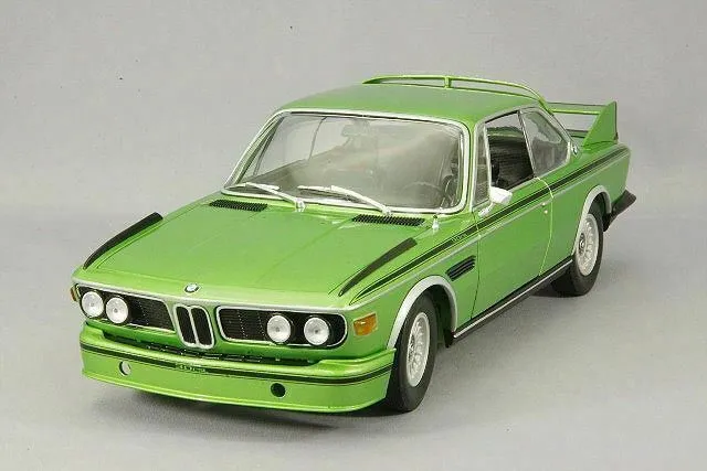 45864 diecast car collection display