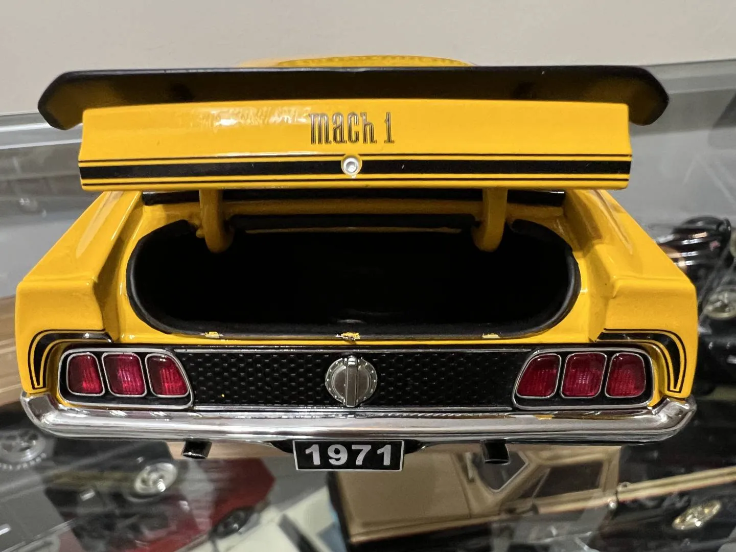 45870 mach 1 diecast material