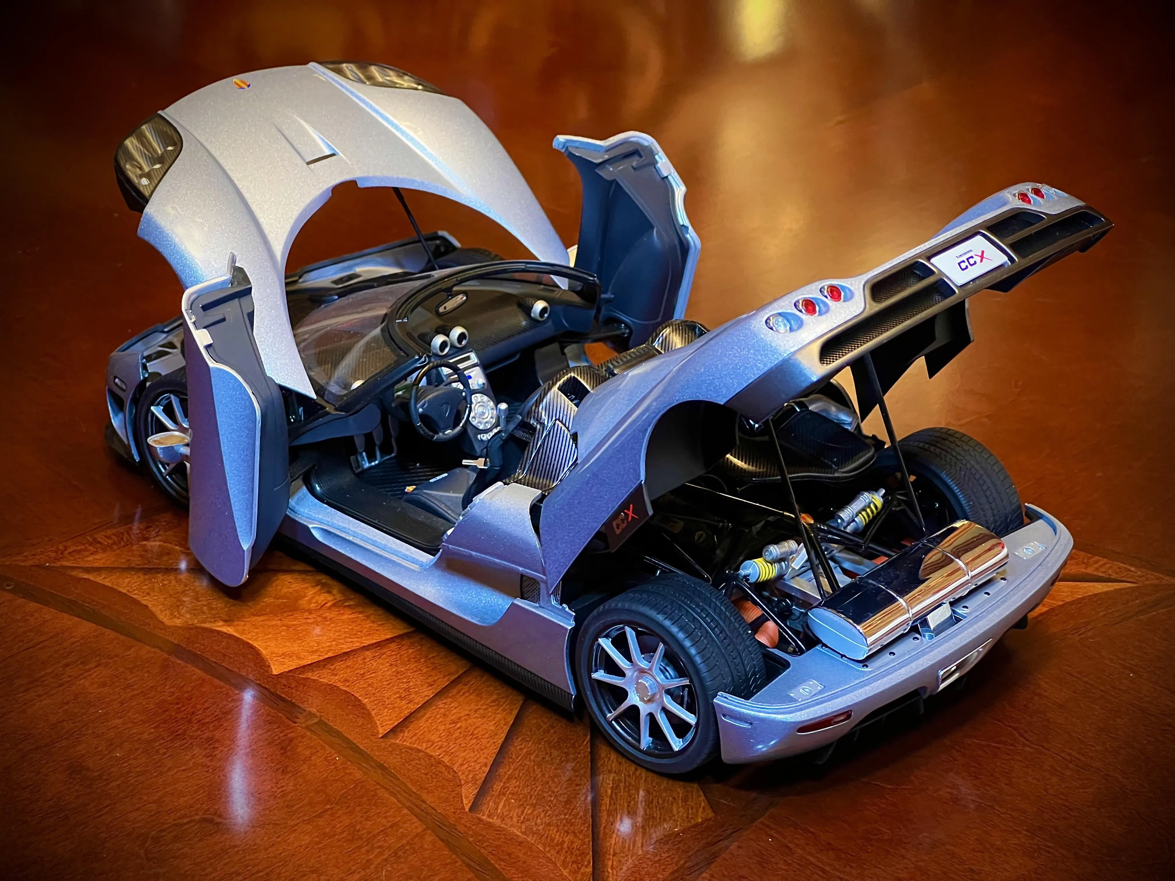 /img/45873-diecast-car-collection.webp