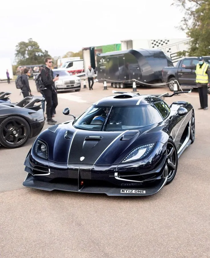 45873 koenigsegg diecast cars featured