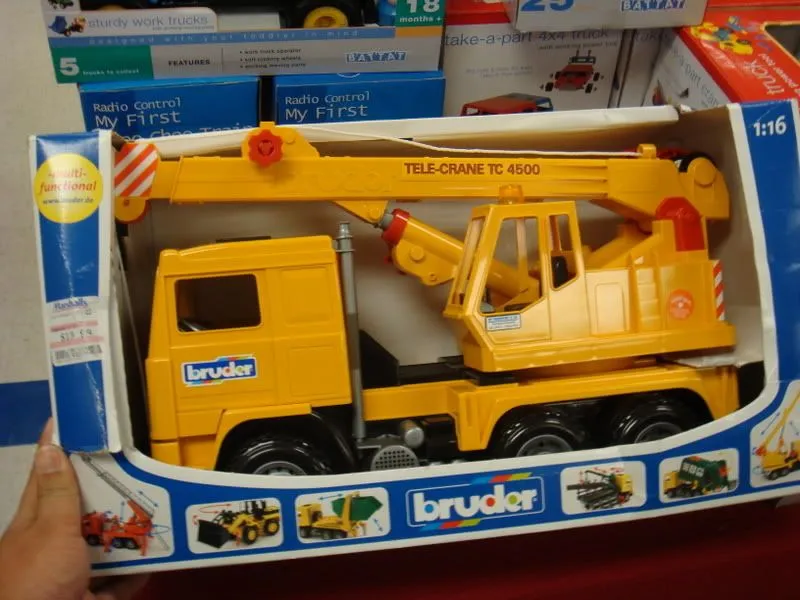 45881 bruder toy durability