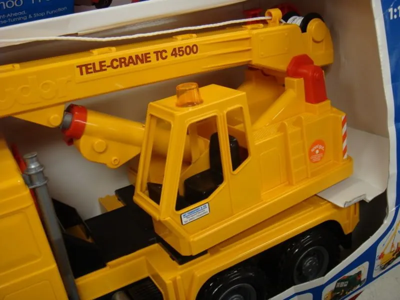 45881 bruder toy features