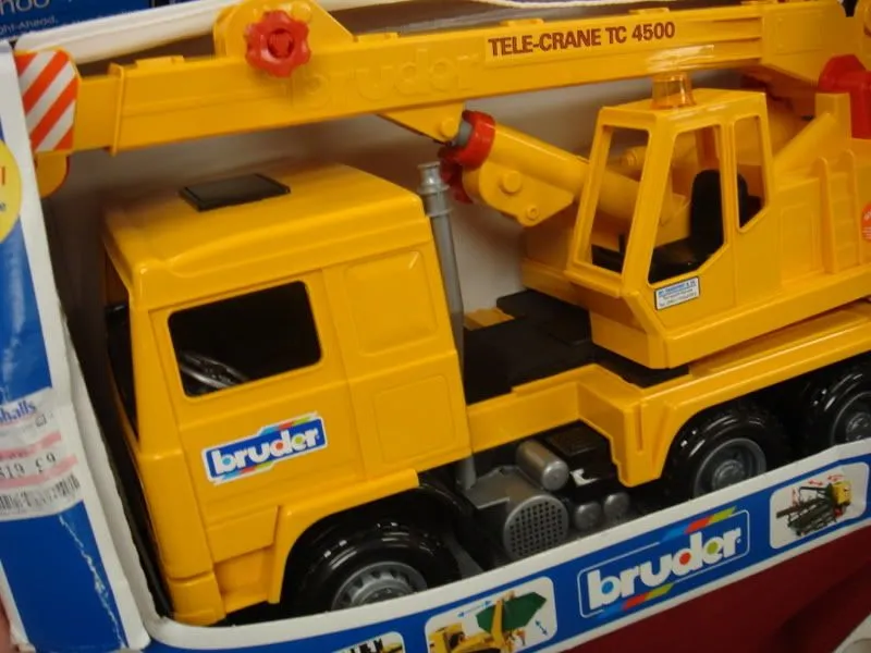 45881 bruder toy vehicle types