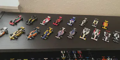 /img/45887-indycar-diecast-marketplace.webp