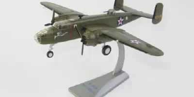 /img/45890-collecting-diecast-aircraft.webp