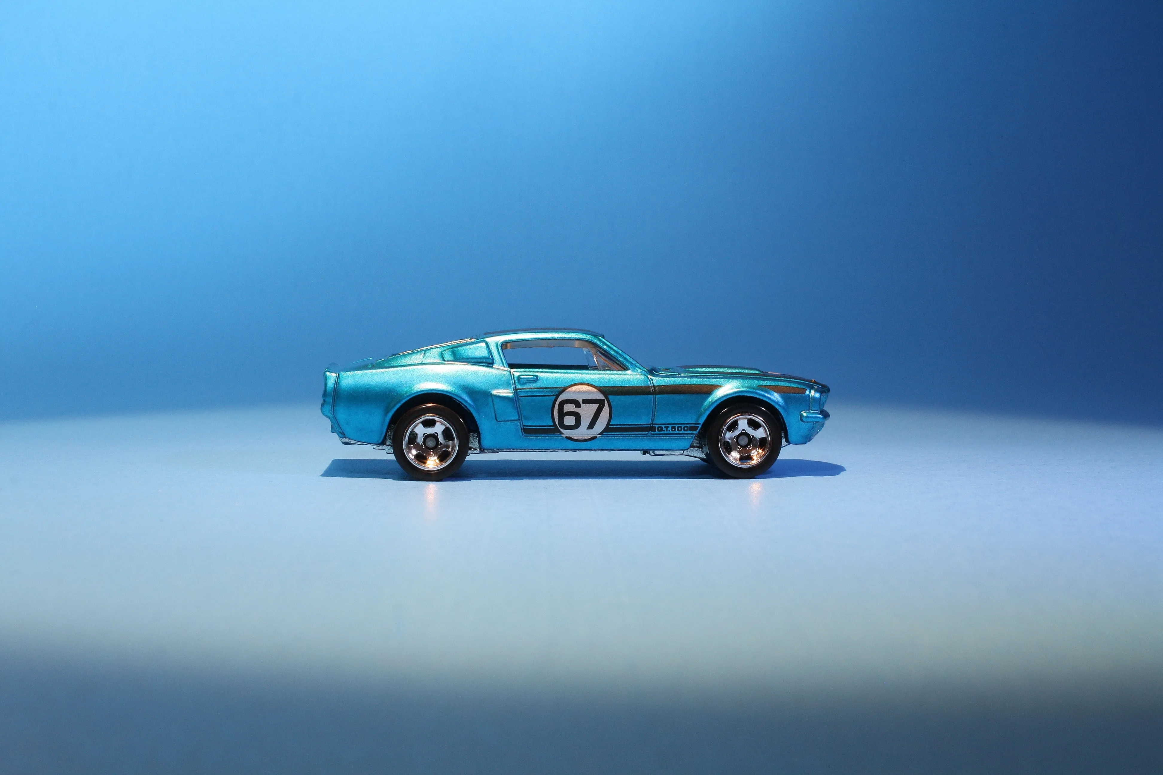 45899 diecast toy display