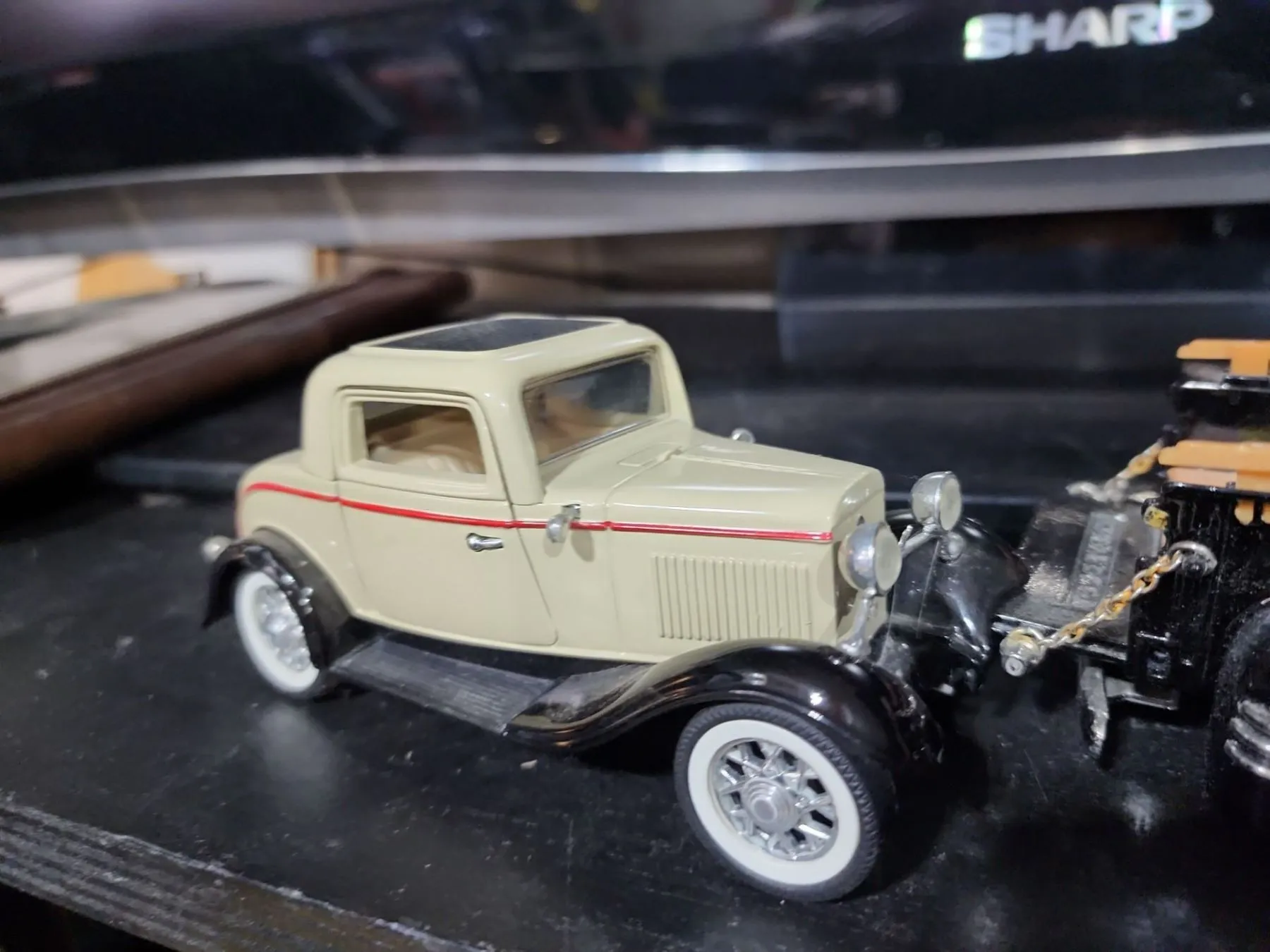 45924 34 ford coupe diecast intro