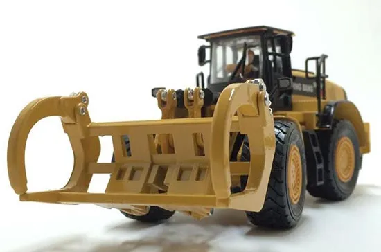 45926 diecast car maintenance