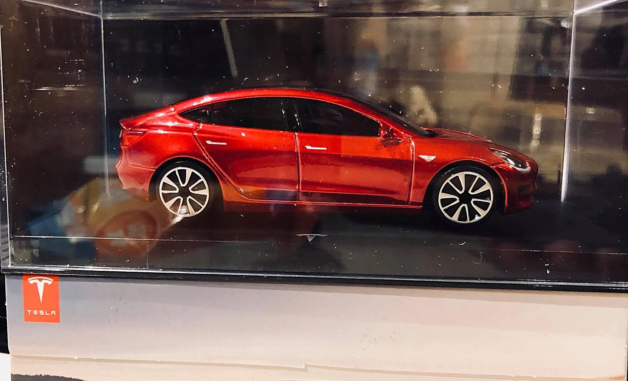 45927 tesla cybertruck diecast