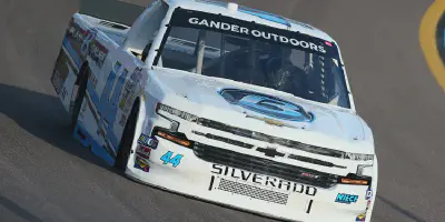 /img/45931-ty-majeski-diecast-car-details.webp