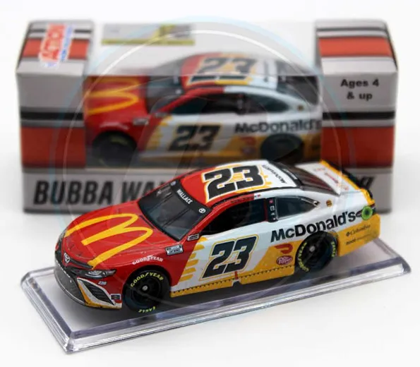 /img/45949-nascar-diecast-display.webp