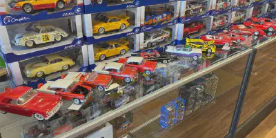 /img/45958-diecast-car-show.webp