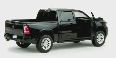 /img/45959-ram-1500-diecast-models-5.webp