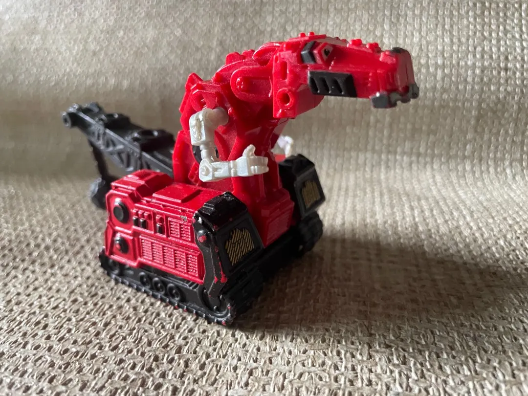 /img/45967-dinotrux-diecast-display.webp