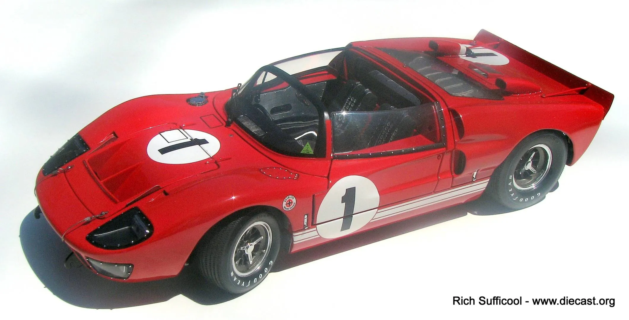 45983 ford gt40 mk1 diecast