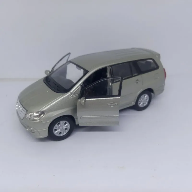 45985 innova diecast build quality