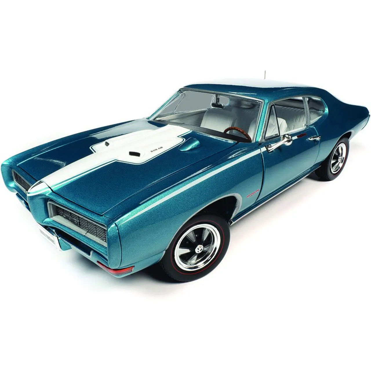 /img/45990-pickfords-diecast-model-limited-edition.webp