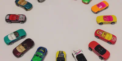 /img/45993-miata-diecast-detail.webp