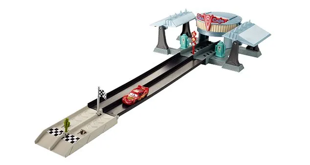 /img/45998-cars-2014-diecast-guide.webp